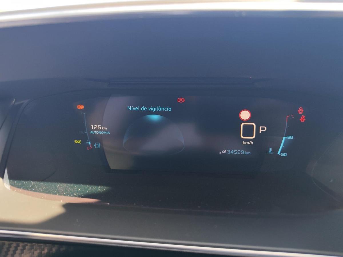 peugeot-2008-2021-gasolina-1199cc