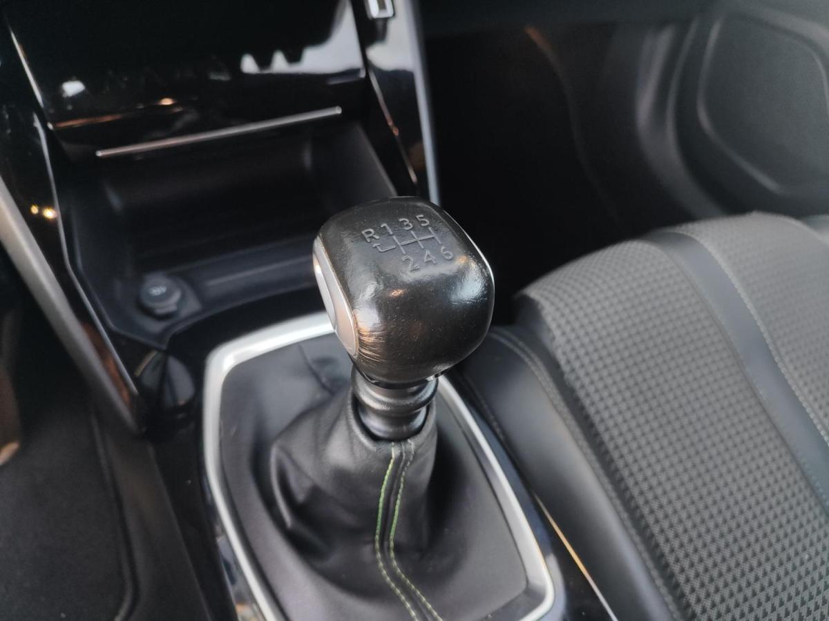 peugeot-2008-2020-gasolina-1199cc