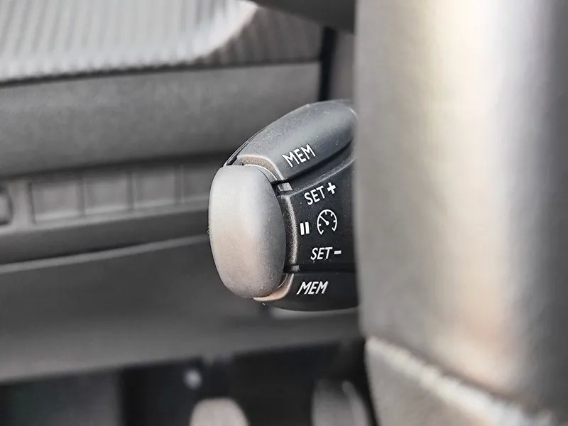 peugeot-2008-2025-gasolina-1199cc