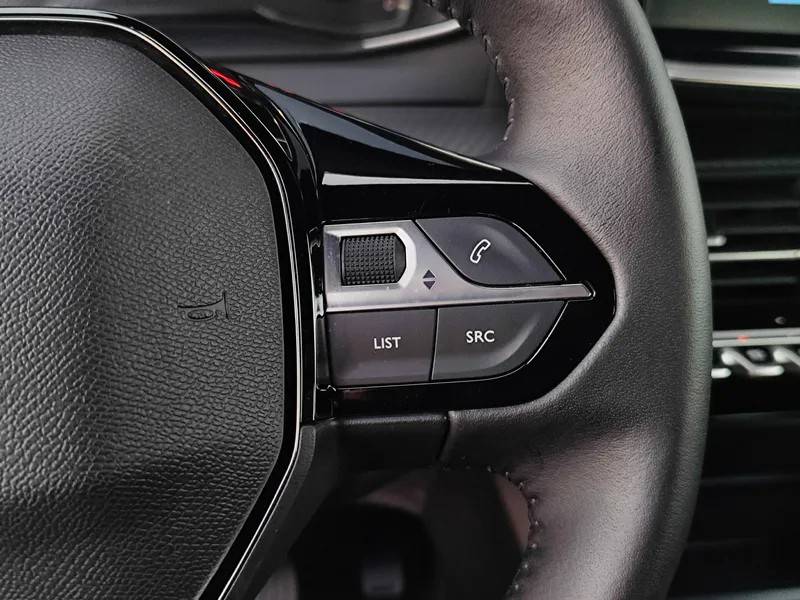 peugeot-2008-2025-gasolina-1199cc