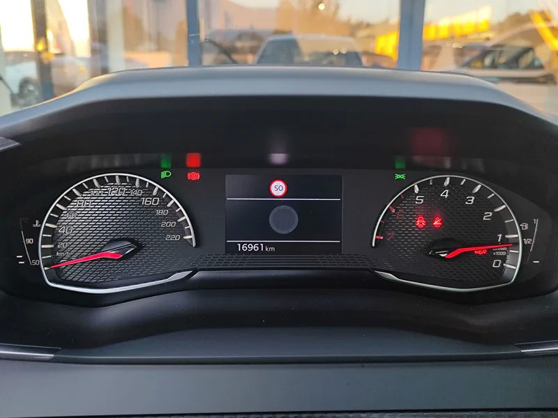 peugeot-2008-2025-gasolina-1199cc