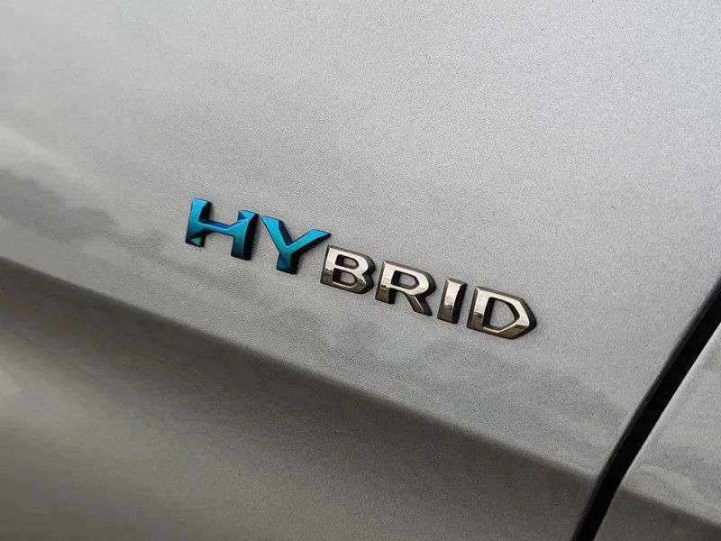 peugeot-3008-2023-hibrido-a-gasolina-1598cc