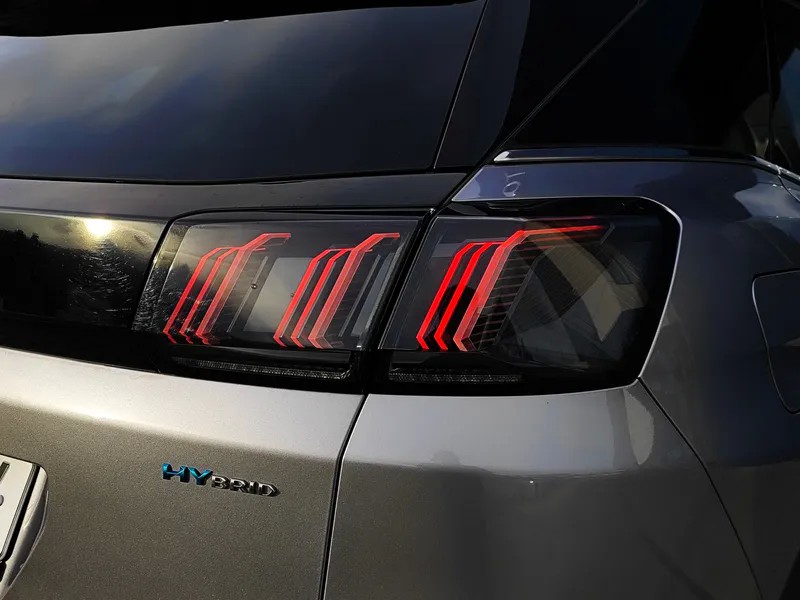 peugeot-3008-2023-hibrido-a-gasolina-1598cc