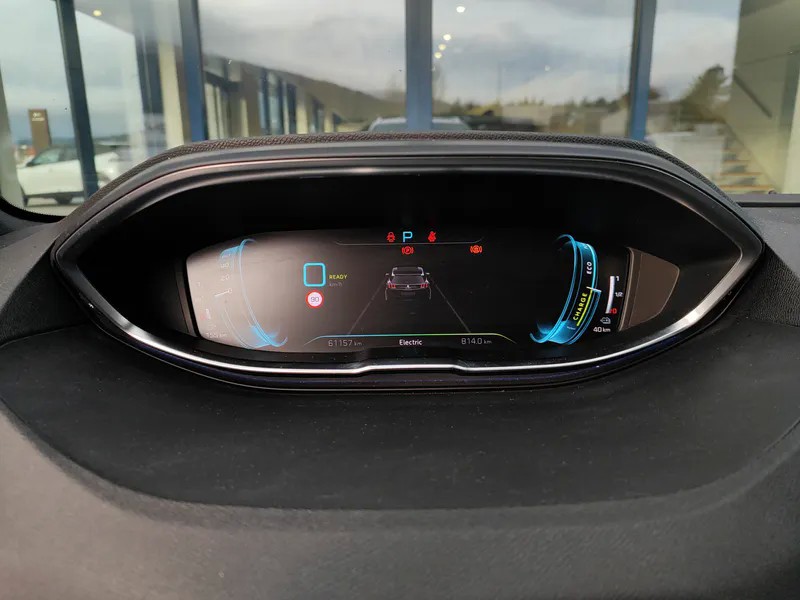 peugeot-3008-2023-hibrido-a-gasolina-1598cc