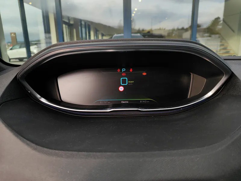 peugeot-3008-2023-hibrido-a-gasolina-1598cc