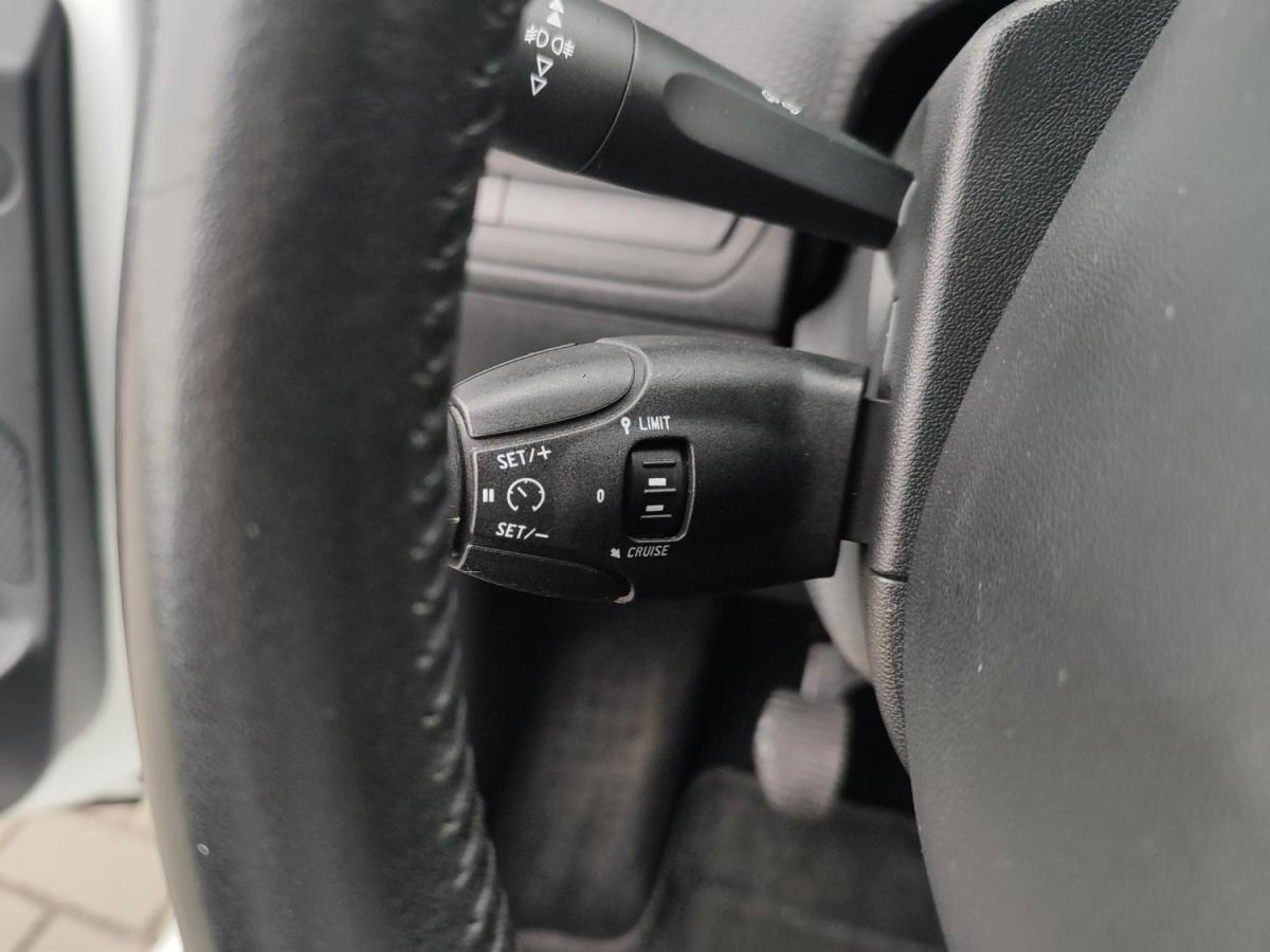 peugeot-208-2016-diesel-1560cc