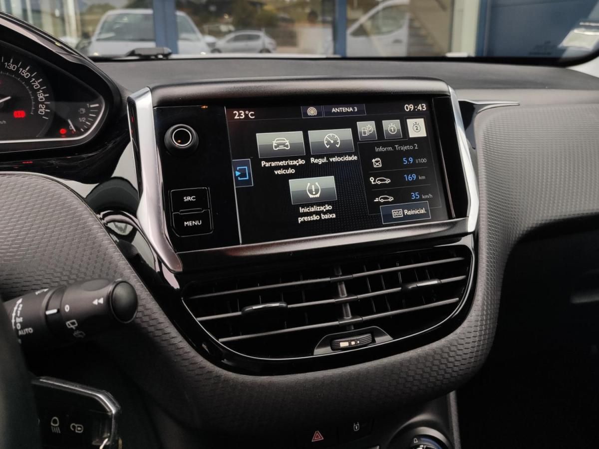 peugeot-208-2016-diesel-1560cc