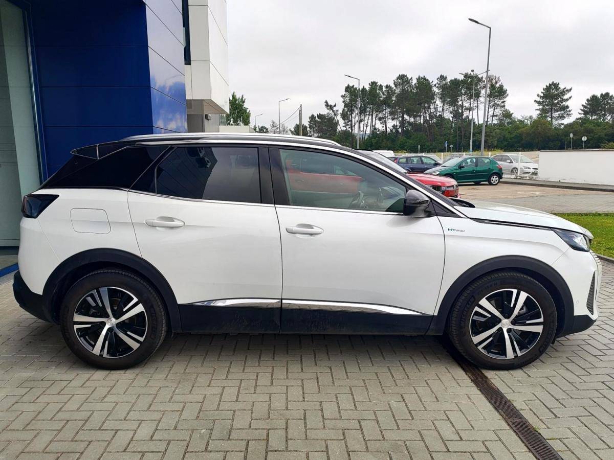 peugeot-3008-2022-hibrido-a-gasolina-1598cc