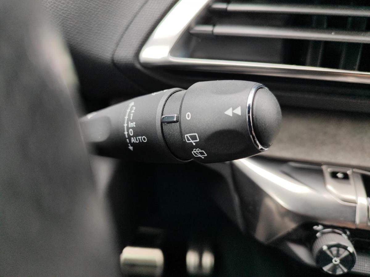 peugeot-3008-2022-hibrido-a-gasolina-1598cc