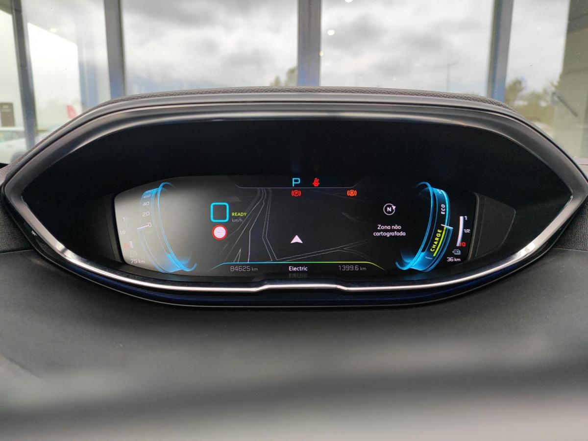 peugeot-3008-2022-hibrido-a-gasolina-1598cc