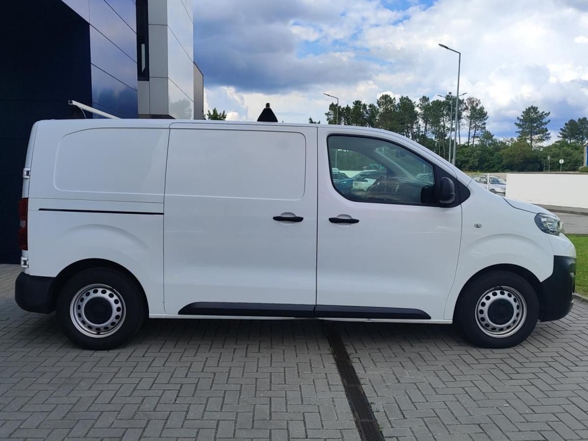 peugeot-expert-2021-diesel-1498cc