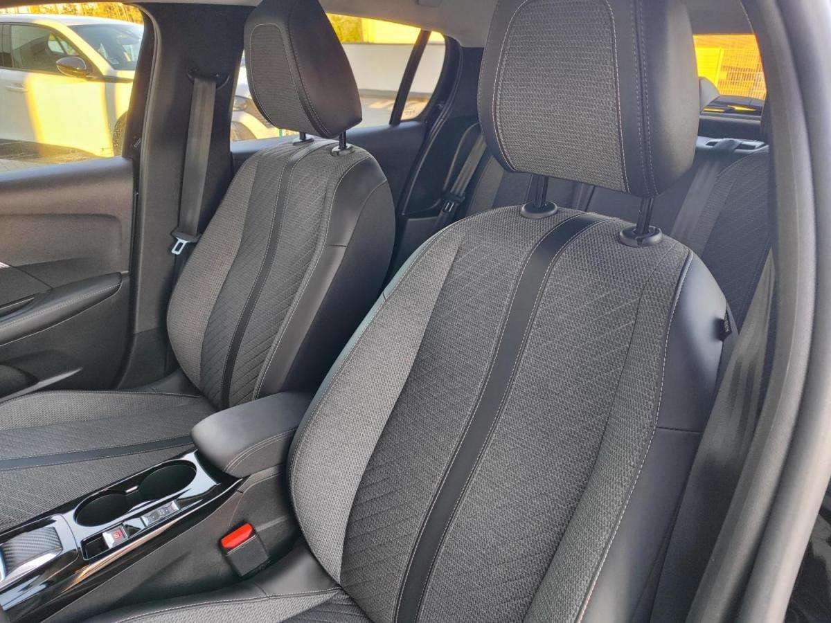 peugeot-208-2025-gasolina-1199cc