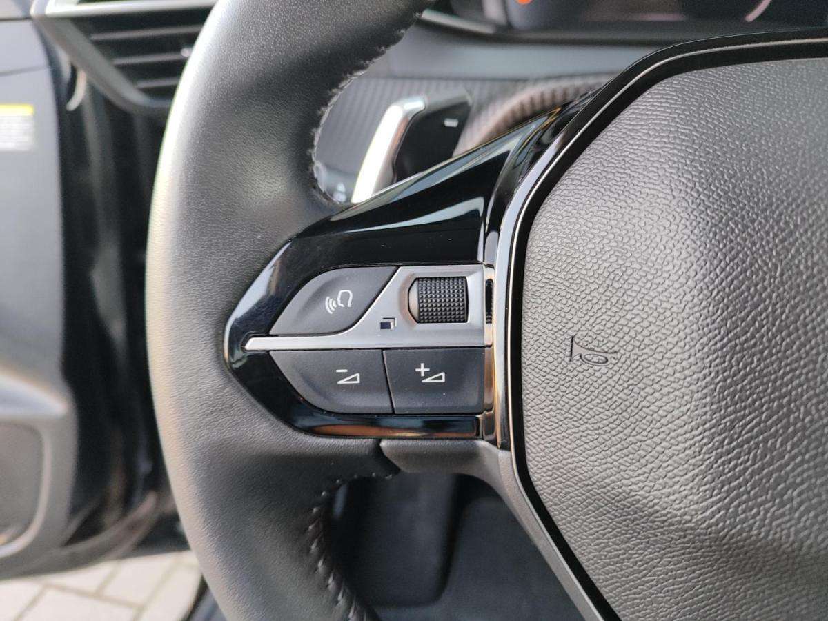 peugeot-208-2025-gasolina-1199cc