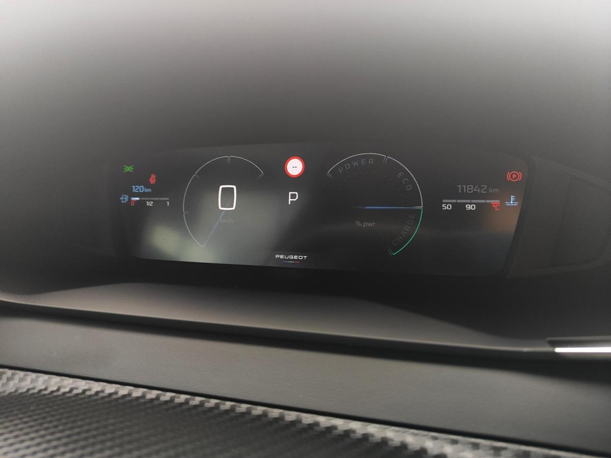 peugeot-208-2025-gasolina-1199cc