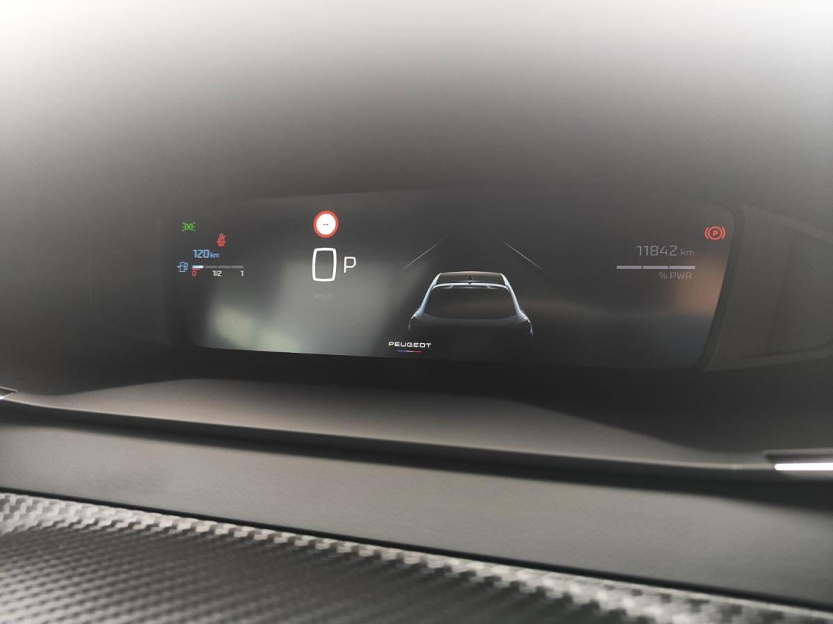 peugeot-208-2025-gasolina-1199cc