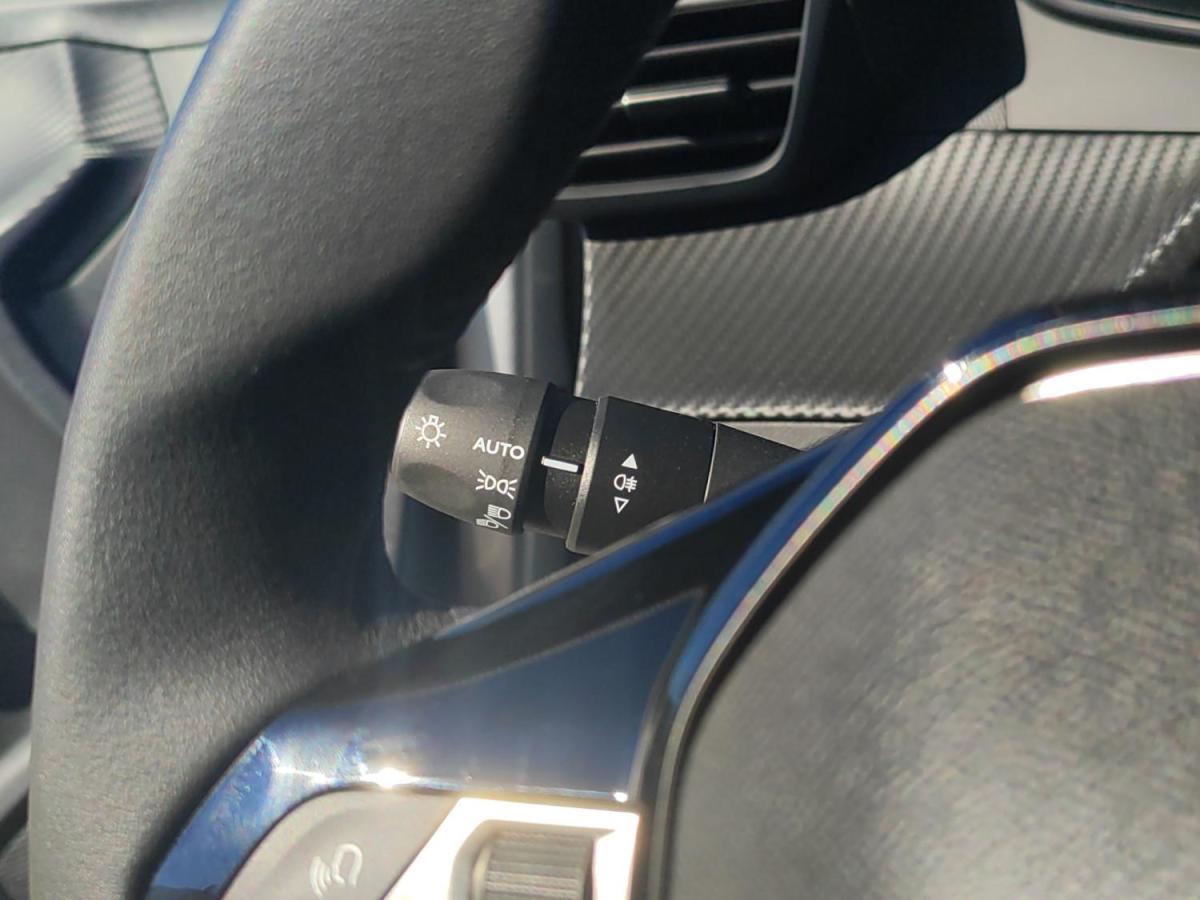 peugeot-208-2026-gasolina-1199cc