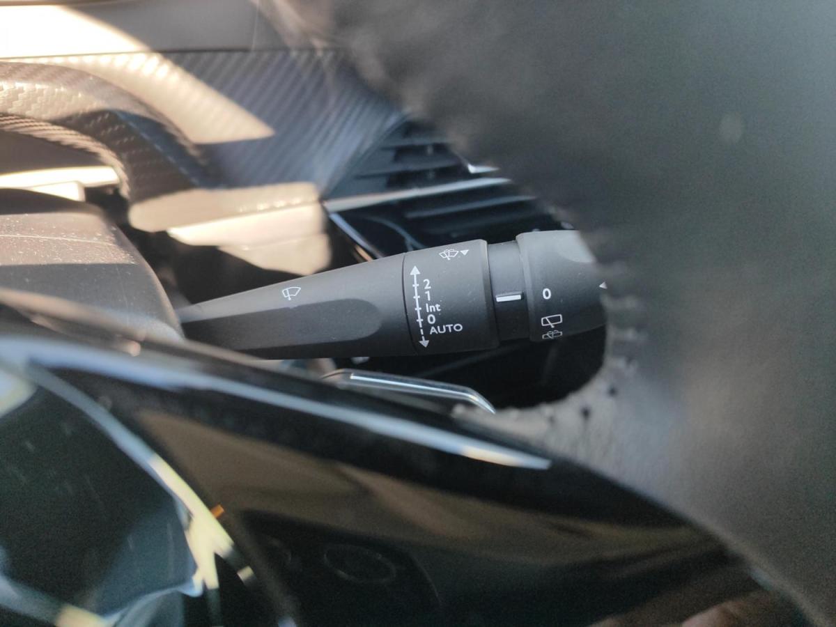 peugeot-208-2026-gasolina-1199cc