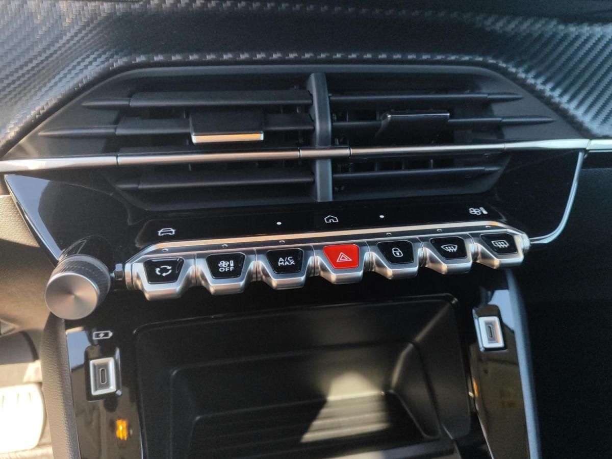 peugeot-208-2026-gasolina-1199cc