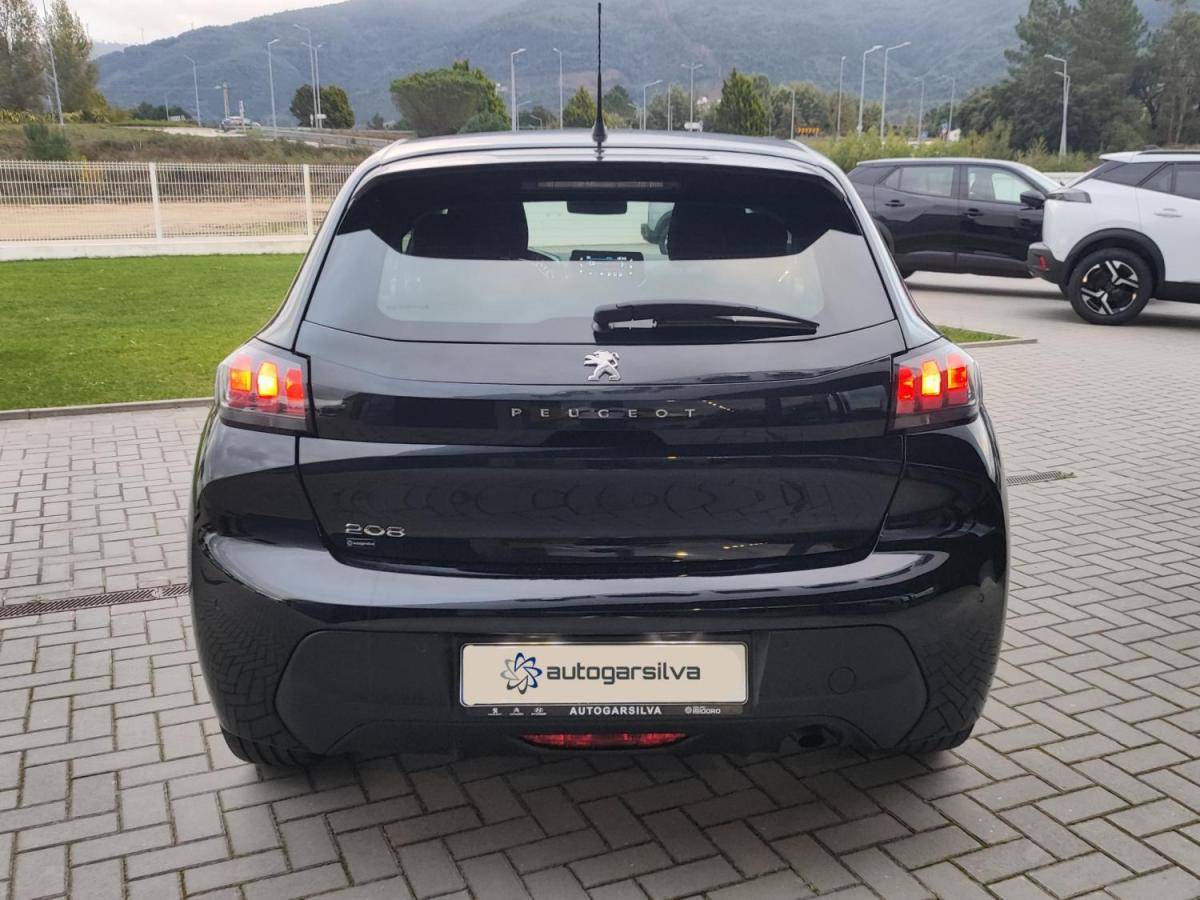peugeot-208-2021-gasolina-1199cc