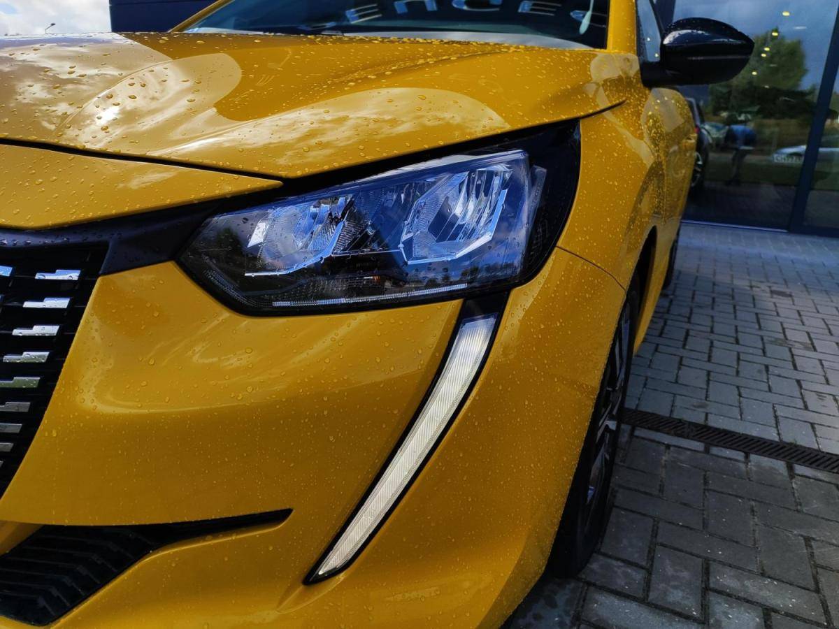 peugeot-208-2022-gasolina-1199cc