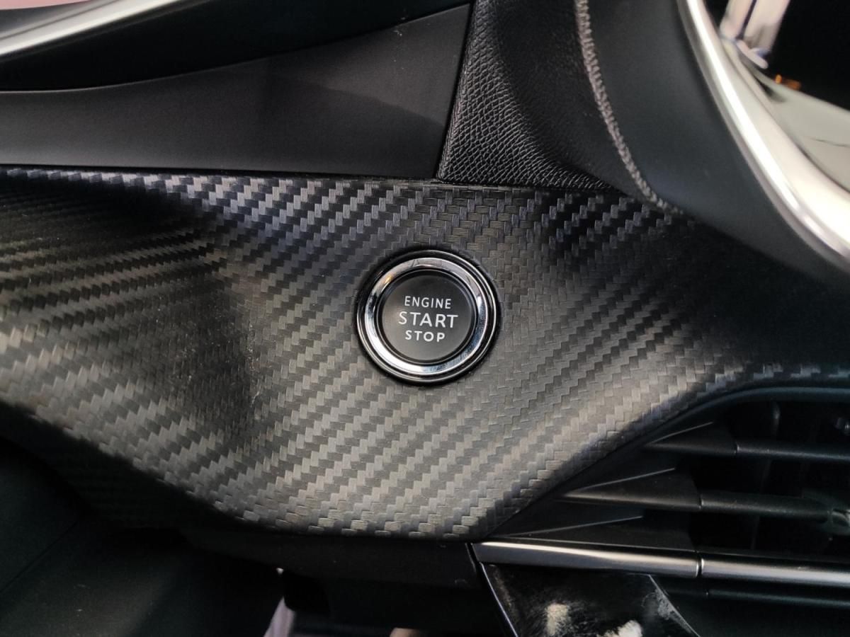 peugeot-208-2022-gasolina-1199cc
