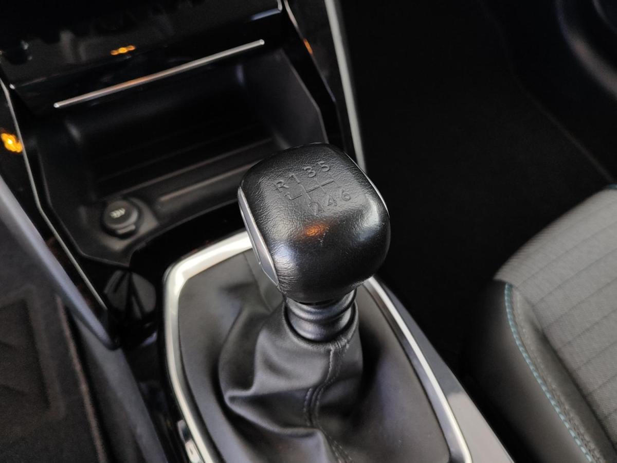 peugeot-208-2022-gasolina-1199cc