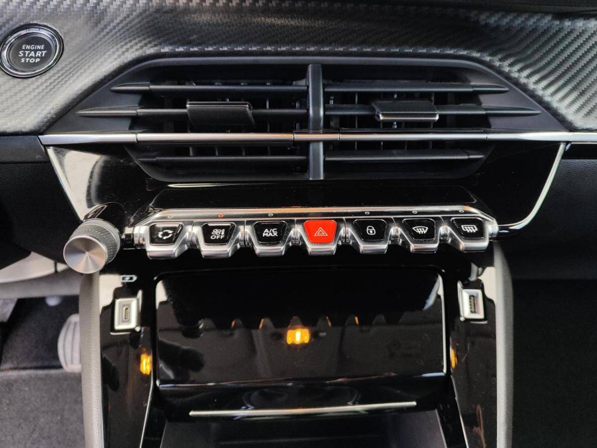 peugeot-208-2022-gasolina-1199cc