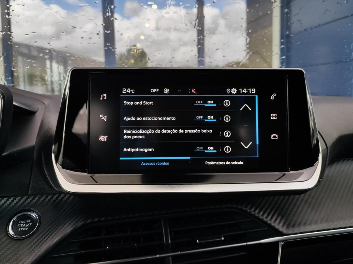 peugeot-208-2022-gasolina-1199cc