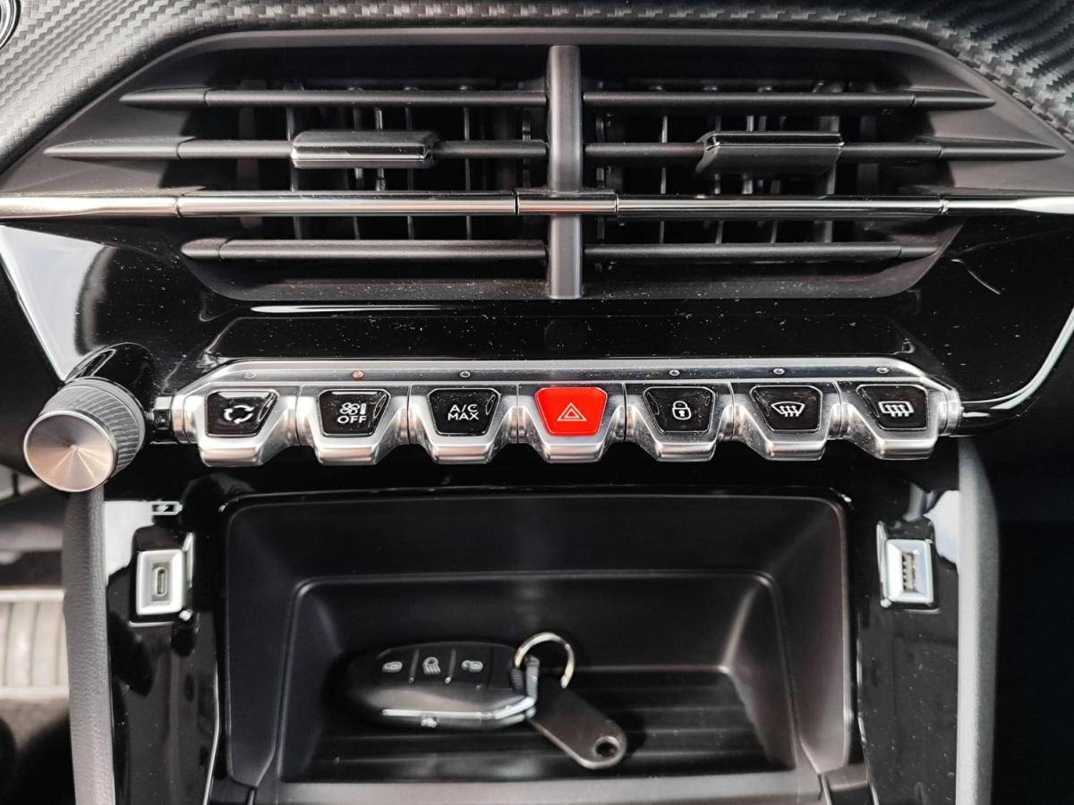 peugeot-e-208-2021-eletrico-0cc