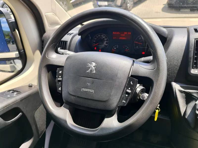 peugeot-boxer-2022-diesel-2179cc