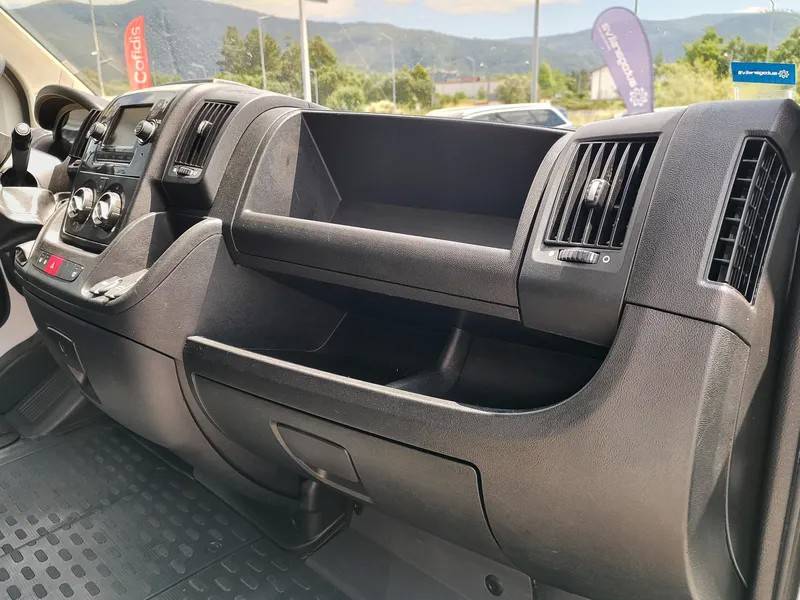 peugeot-boxer-2022-diesel-2179cc