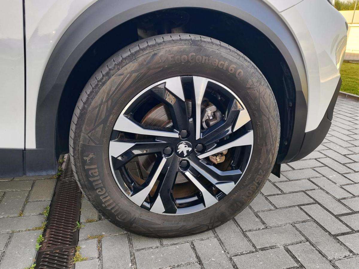 peugeot-e-2008-2022-eletrico-0cc
