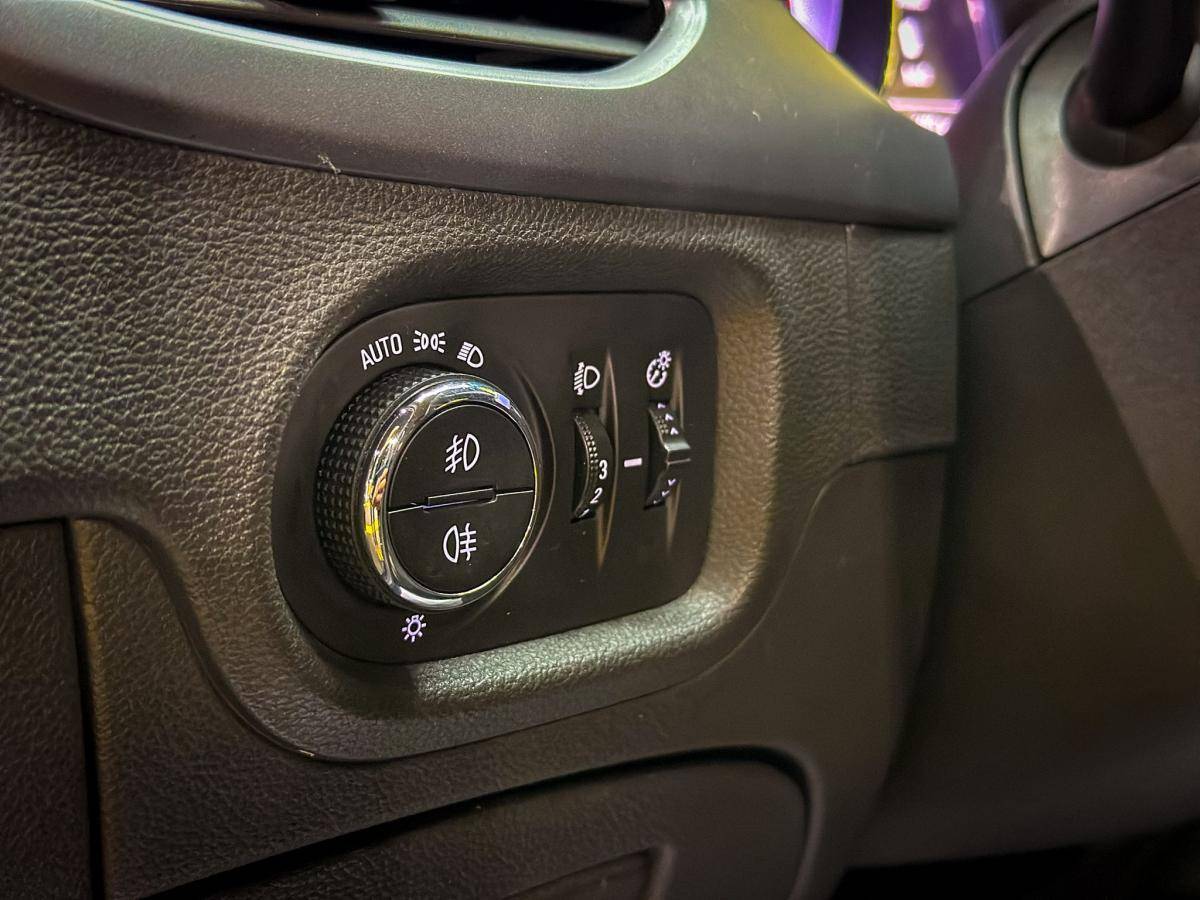 opel-astra-2017-diesel-1598cc