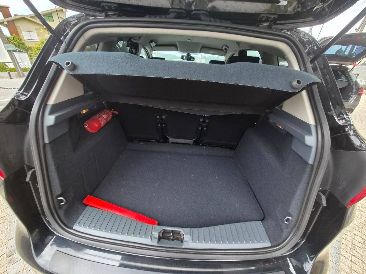 ford-focus-c-max-2011-diesel-1560cc
