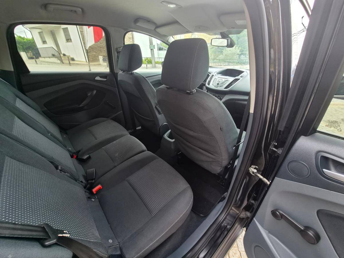 ford-focus-c-max-2011-diesel-1560cc