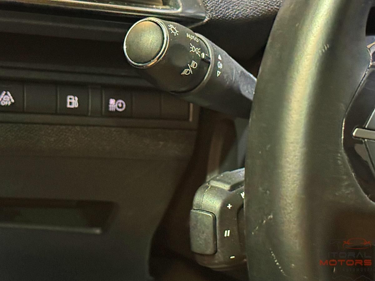 peugeot-3008-2021-hibrido-a-gasolina-1598cc