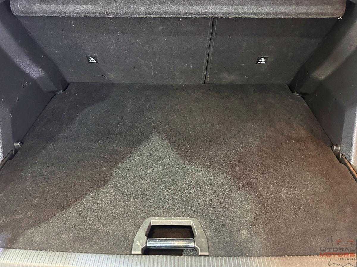 peugeot-2008-2023-gasolina-1199cc
