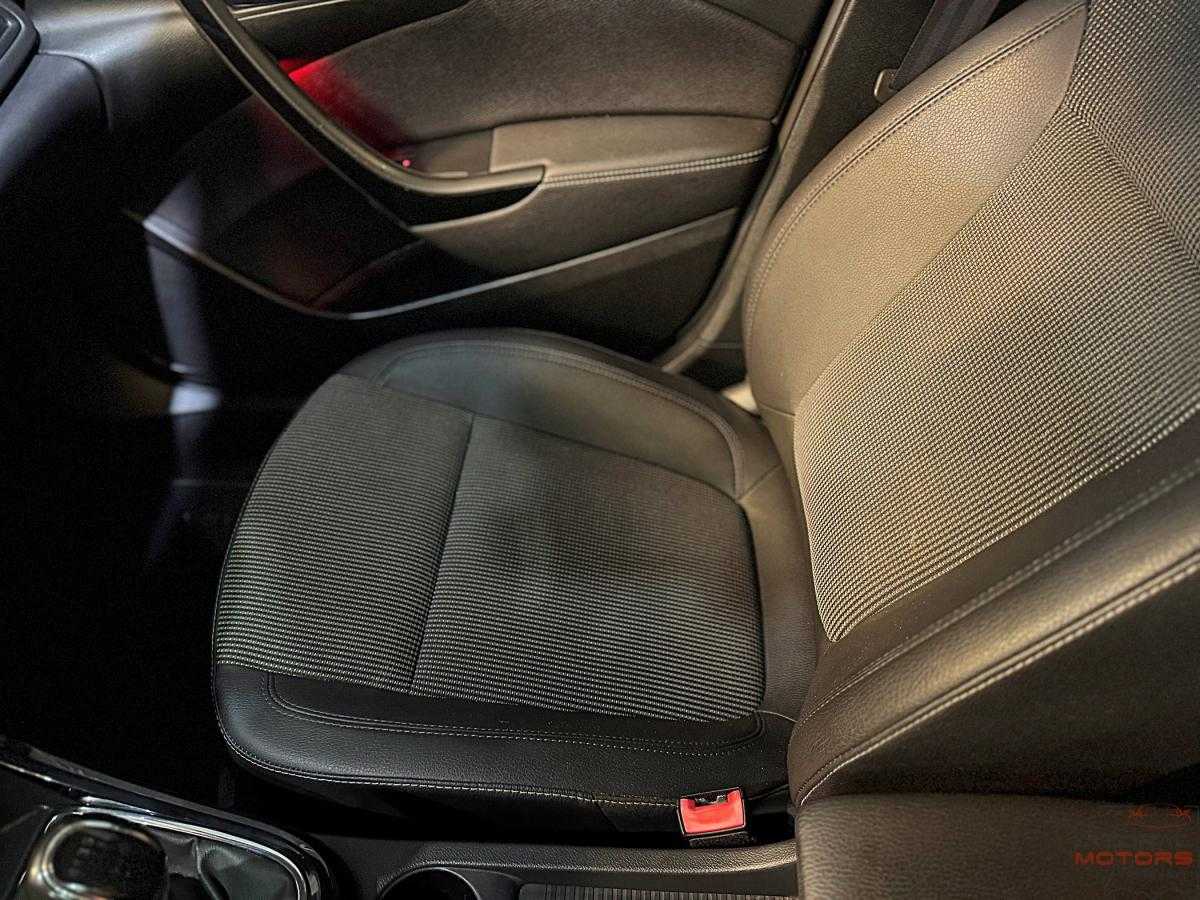 opel-astra-sport-tourer-2015-diesel-1598cc