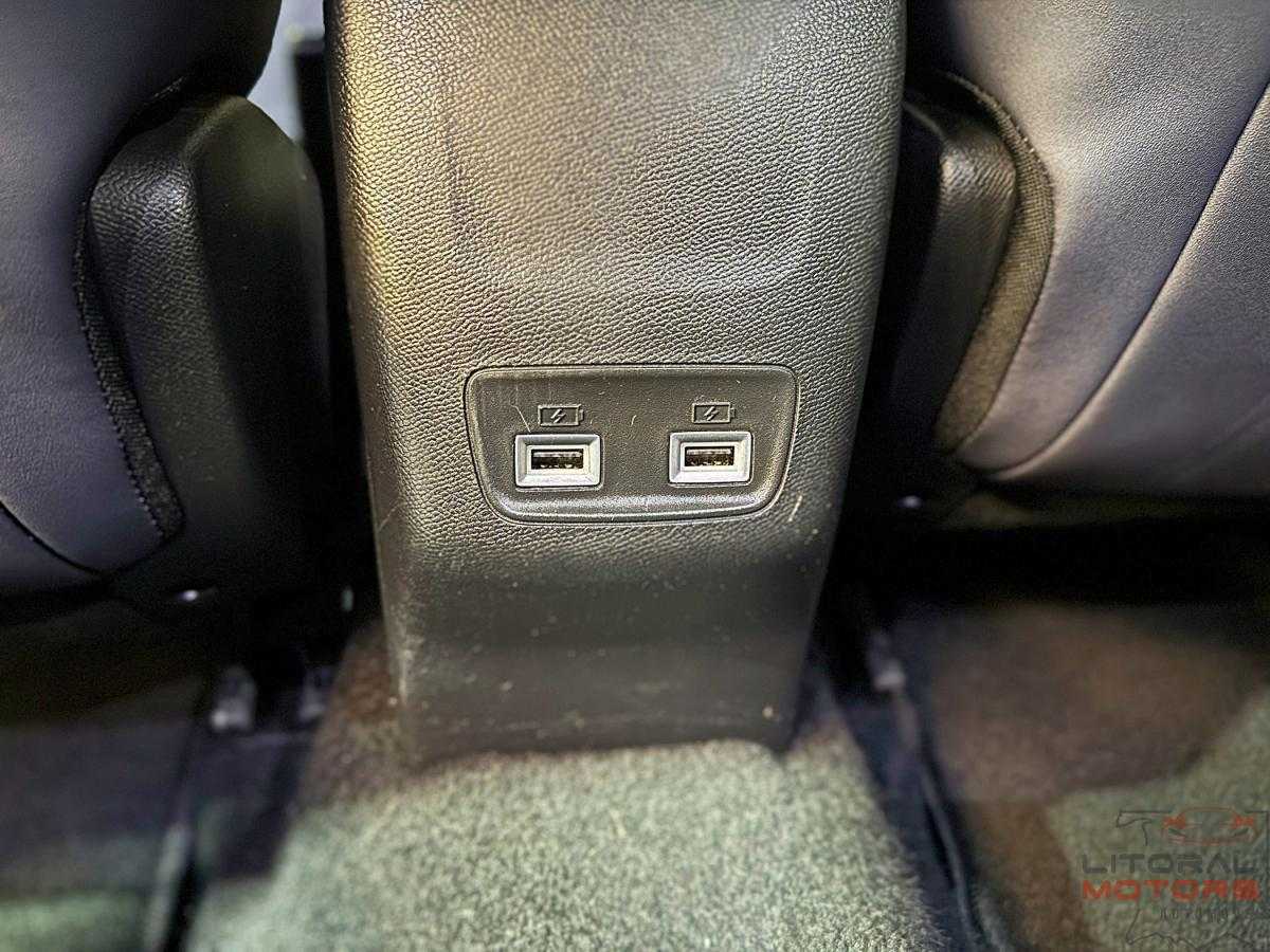 peugeot-2008-2021-gasolina-1199cc