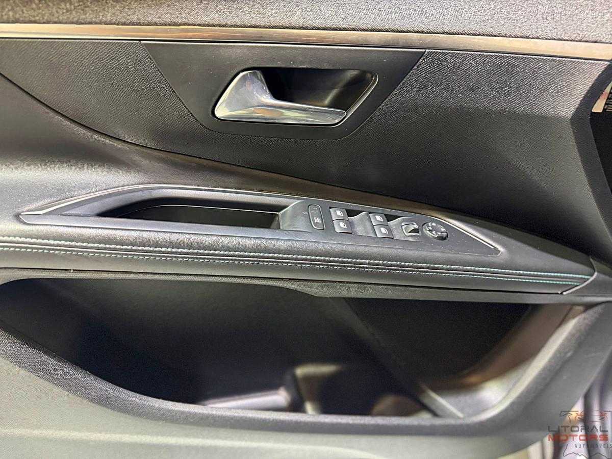 peugeot-5008-2023-gasolina-1199cc