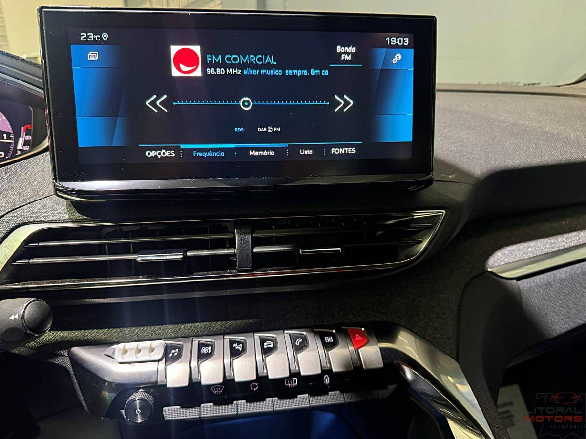 peugeot-5008-2023-gasolina-1199cc