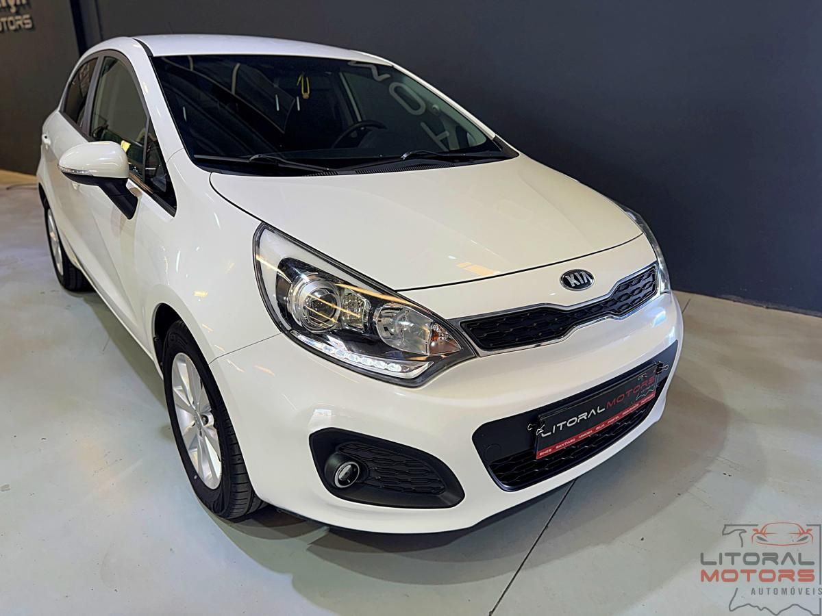 kia-rio-2013-diesel-1120cc