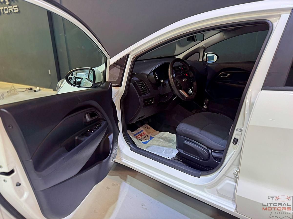 kia-rio-2013-diesel-1120cc