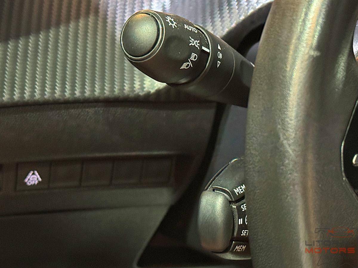peugeot-2008-2023-gasolina-1199cc