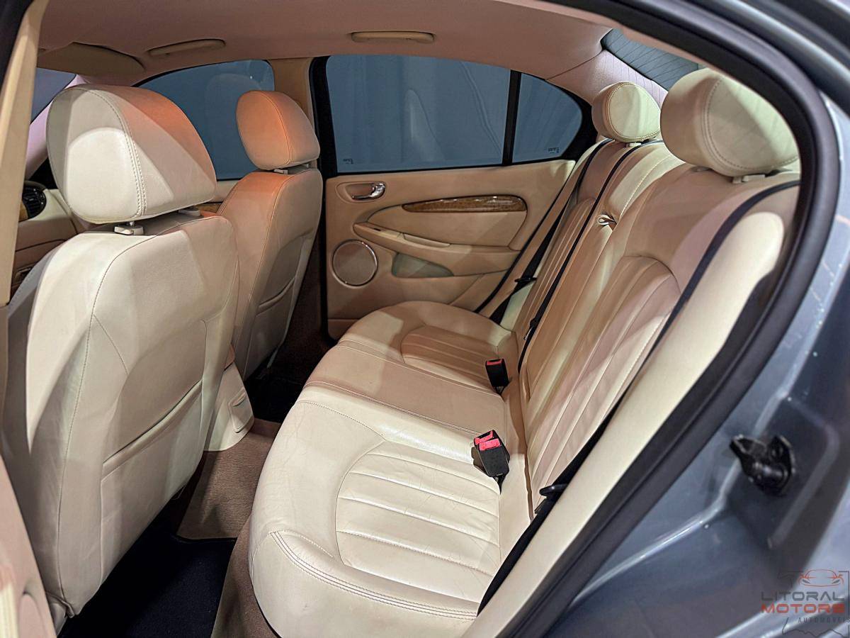 jaguar-x-type-2004-diesel-1998cc