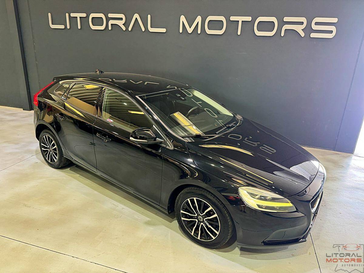 volvo-v40-2016-diesel-1969cc