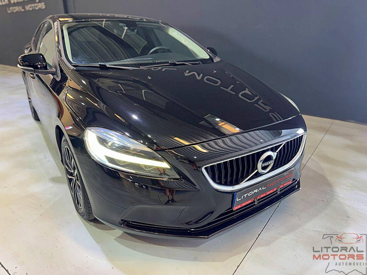 volvo-v40-2016-diesel-1969cc