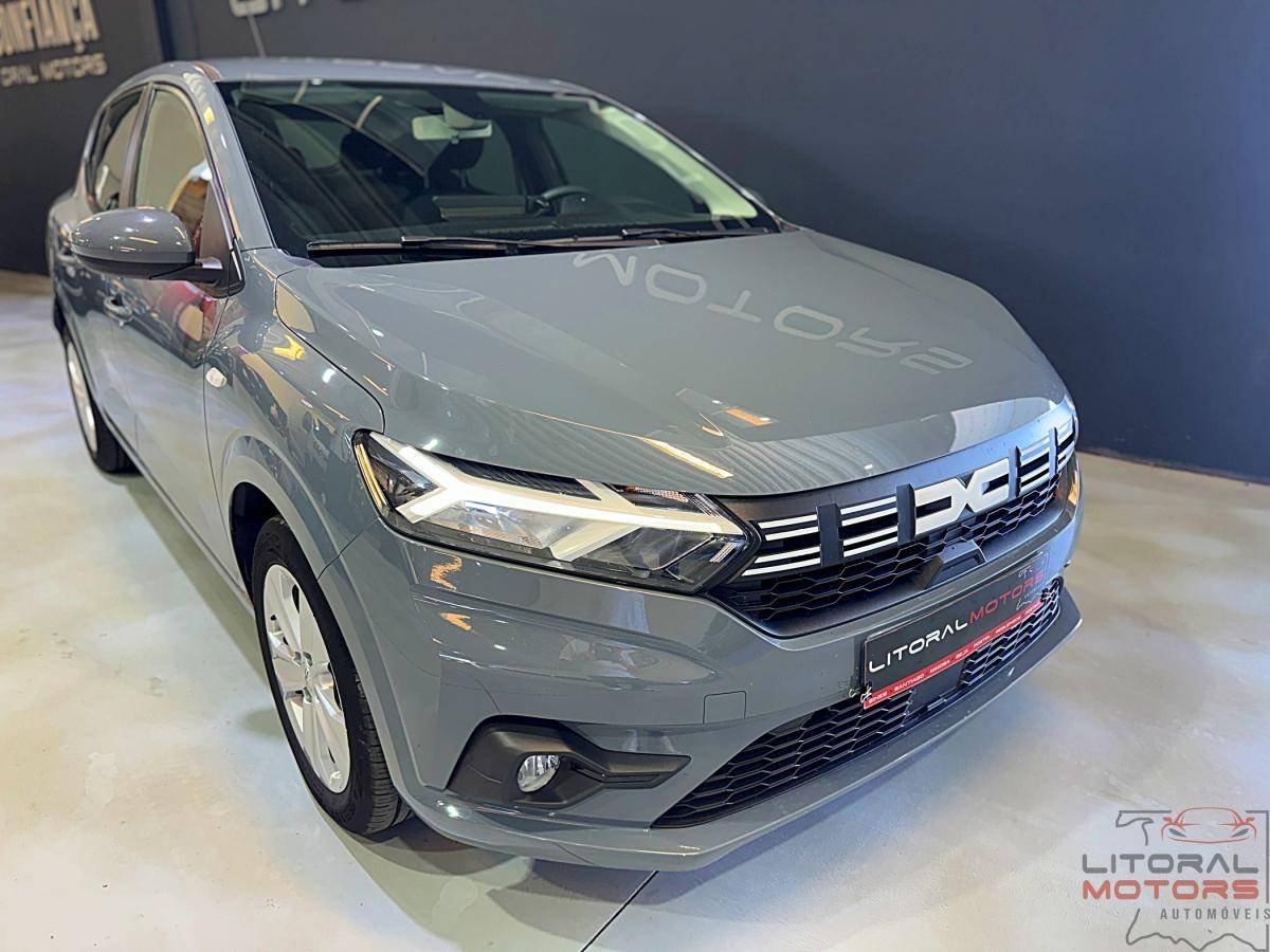 dacia-sandero-2024-gasolina-999cc