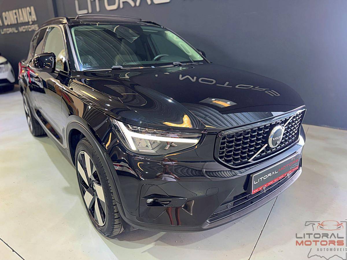 volvo-xc40-2023-hibrido-a-gasolina-1477cc