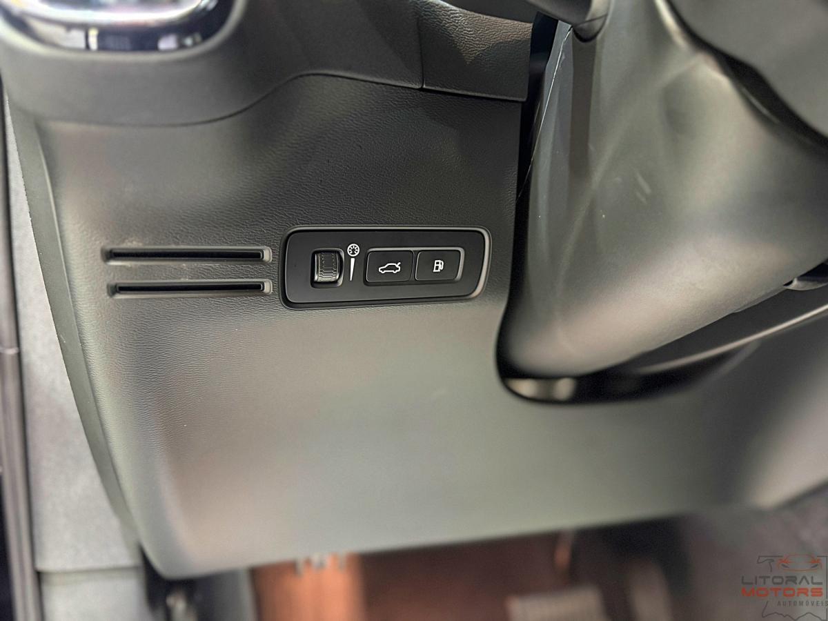 volvo-xc40-2023-hibrido-a-gasolina-1477cc
